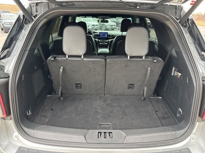 2024 Ford Explorer ST-Line