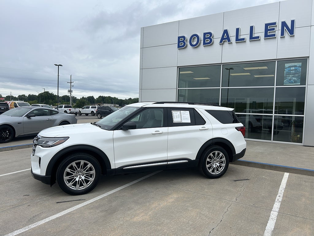 2025 Ford Explorer Active