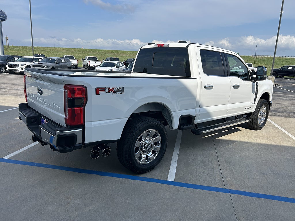 2026 Ford Super Duty F-250 SRW LARIAT