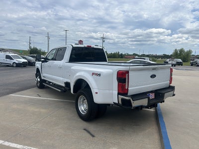 2026 Ford Super Duty F-350 DRW LARIAT