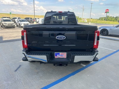 2026 Ford Super Duty F-350 DRW LARIAT