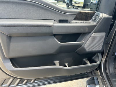 2026 Ford Super Duty F-350 DRW LARIAT
