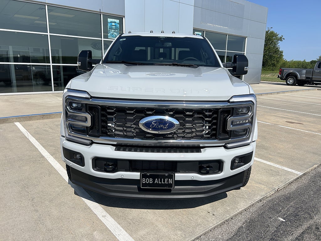 2026 Ford Super Duty F-450 DRW Platinum