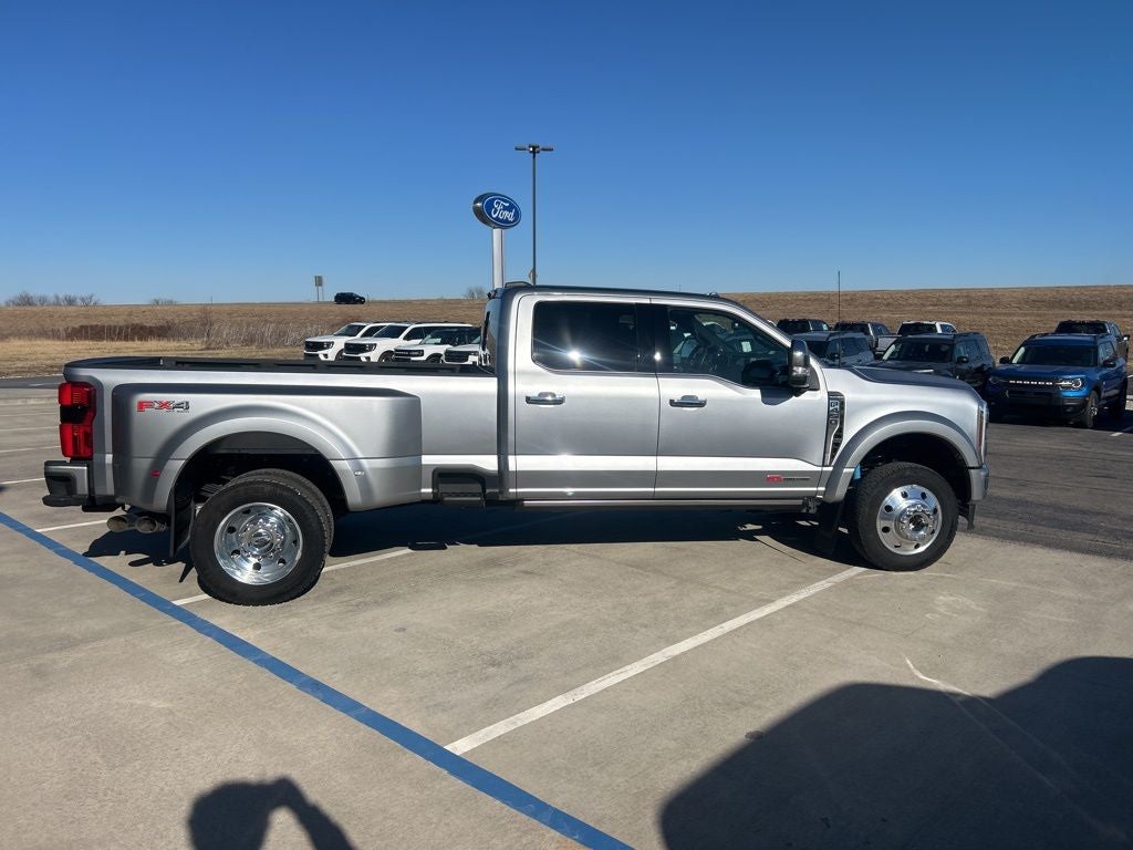 2024 Ford F-450SD Platinum DRW