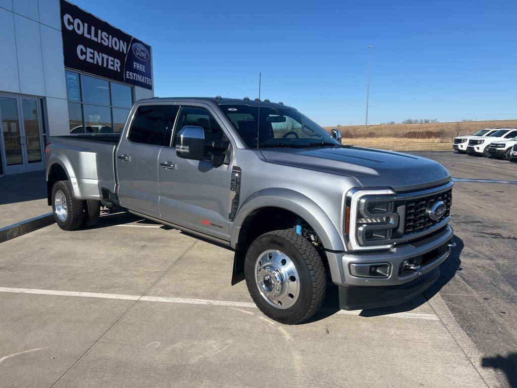 2024 Ford F-450SD Platinum DRW
