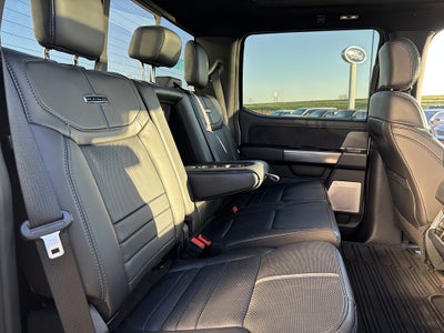 2025 Ford Super Duty F-450 DRW Platinum