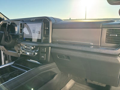 2025 Ford Super Duty F-450 DRW Platinum