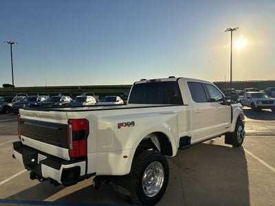 2025 Ford Super Duty F-450 DRW Platinum