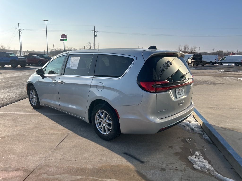 2024 Chrysler Pacifica Touring L