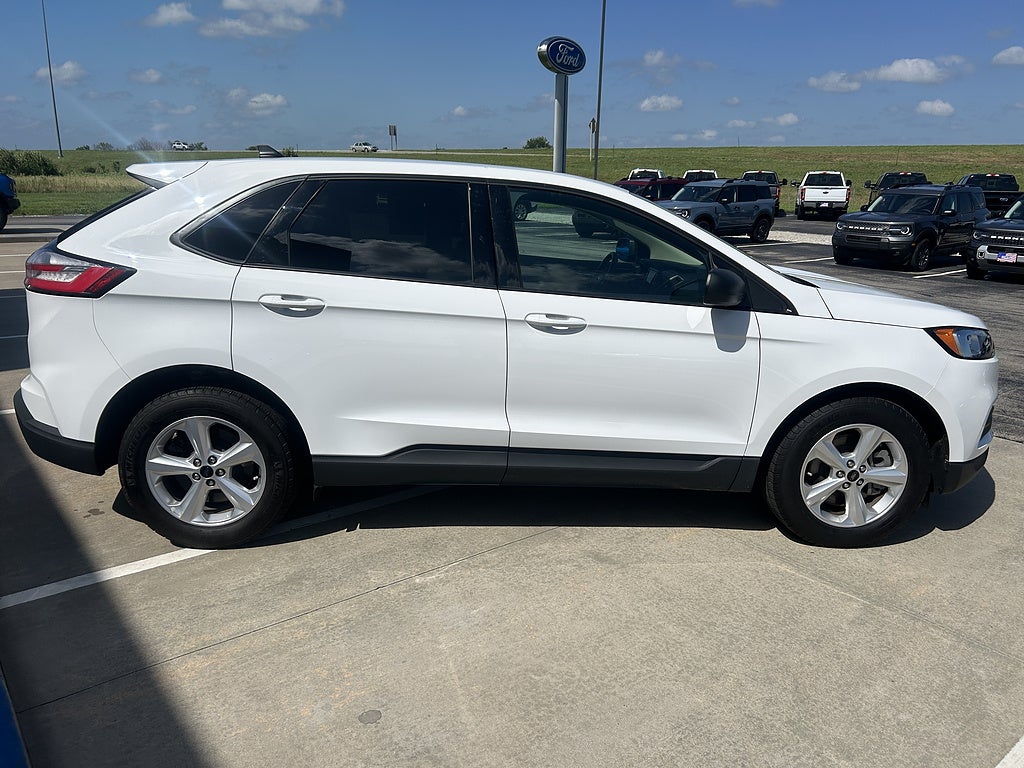 2024 Ford Edge SE