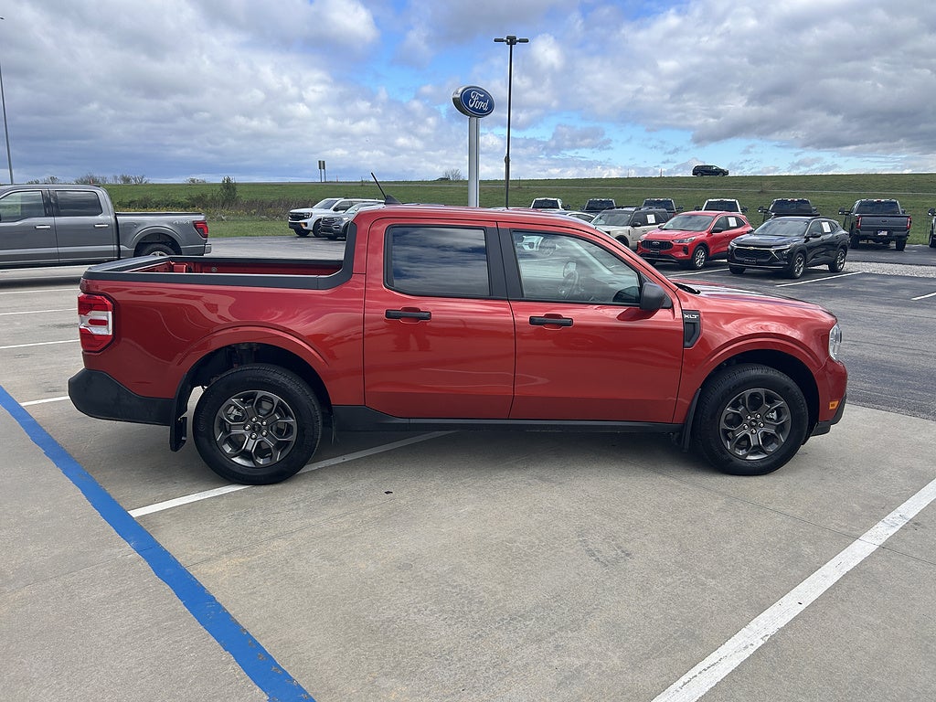 2024 Ford Maverick XLT