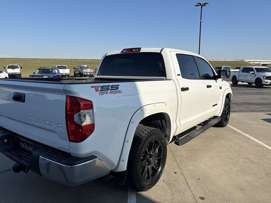 2018 Toyota Tundra 4WD SR5