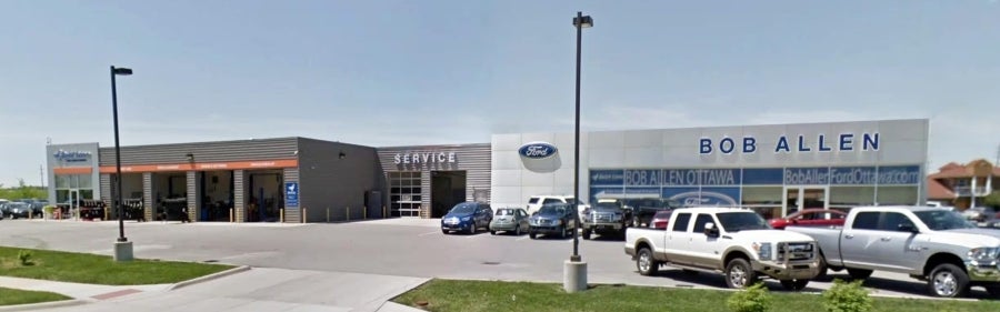 Bob Allen Ford - Ottawa Showroom in Ottawa KS